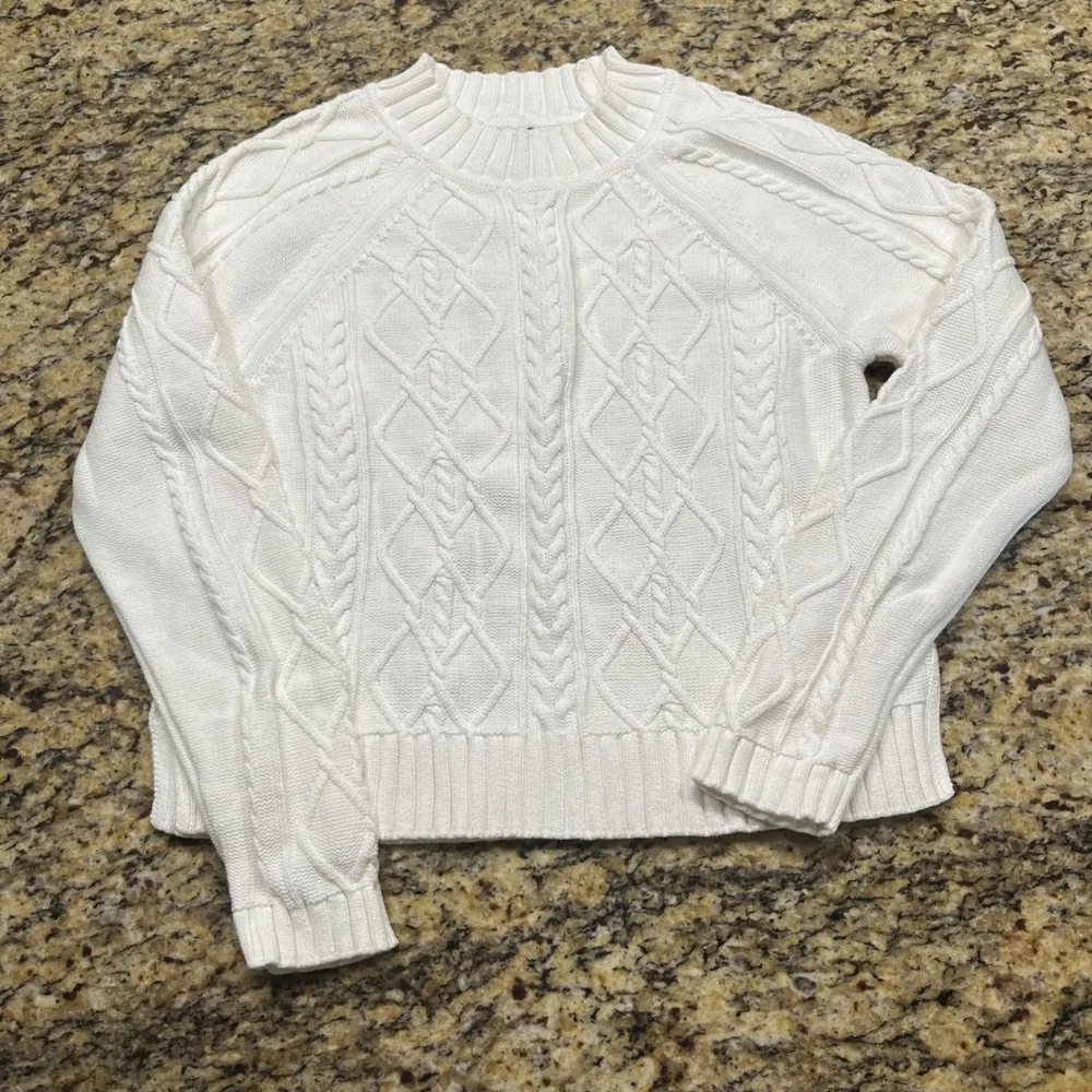 Gap Womens Ivory Cable Knit Crewneck Sweater Medium White Raglan Long Sleeve